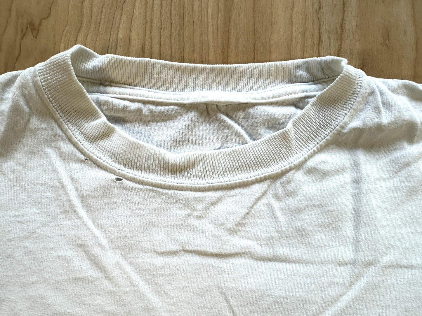 vintage UNIVERSITY OF MIAMI champion T SHIRT worn out FADED medium WHITE soft