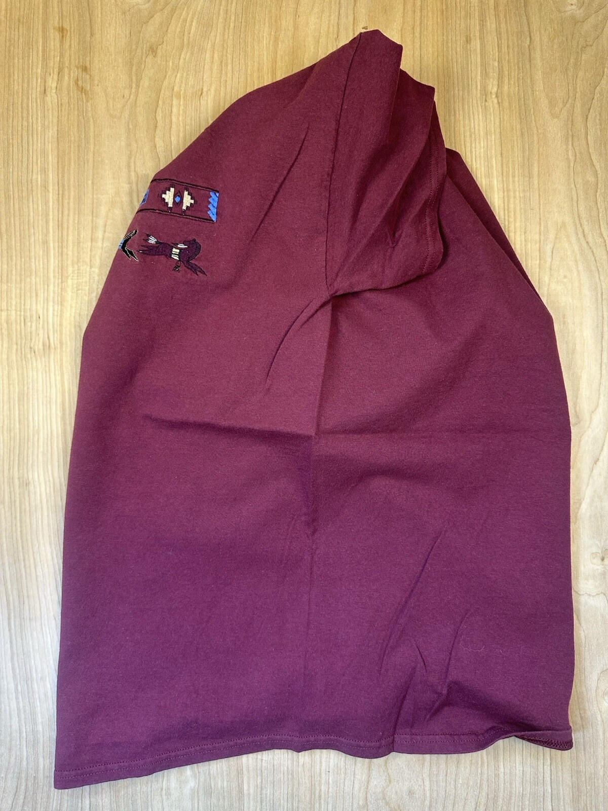 vintage 90's HORSES SOUTH WESTERN embroidered T SHIRT maroon MEDIUM indian AZTEC