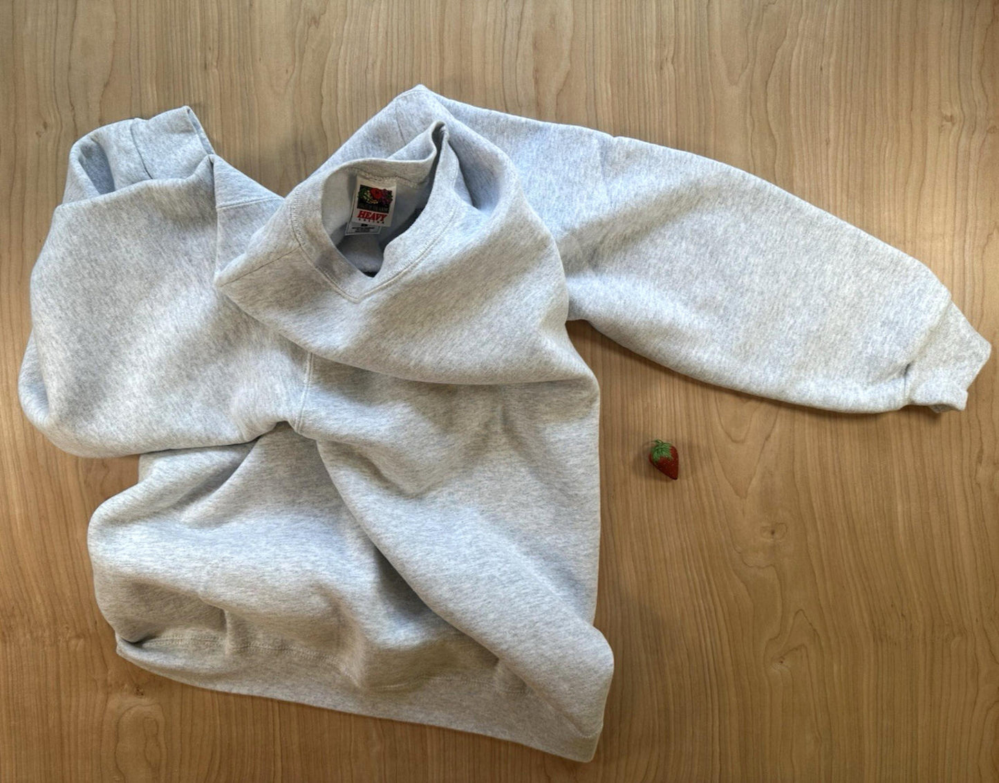 vintage 90's FRUIT OF THE LOOM blank SWEATSHIRT gray SIZE LARGE clean COTTON