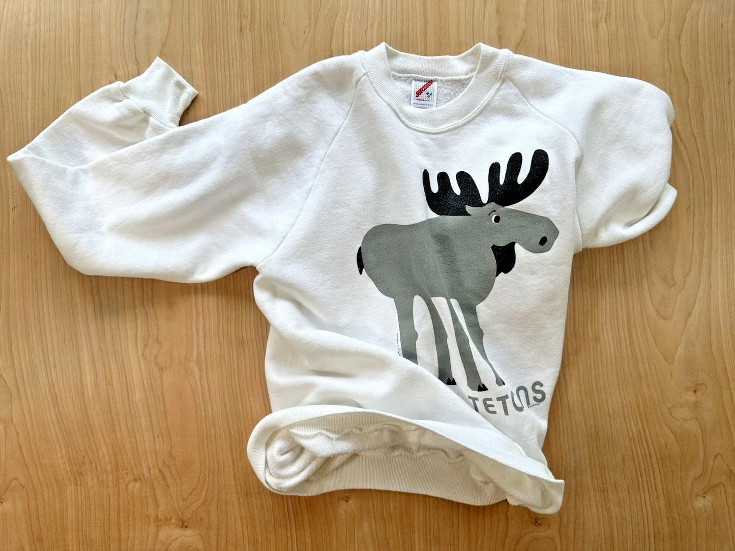 1980's vintage GRAND TETONS national park SWEATSHIRT white MEDIUM moose usa