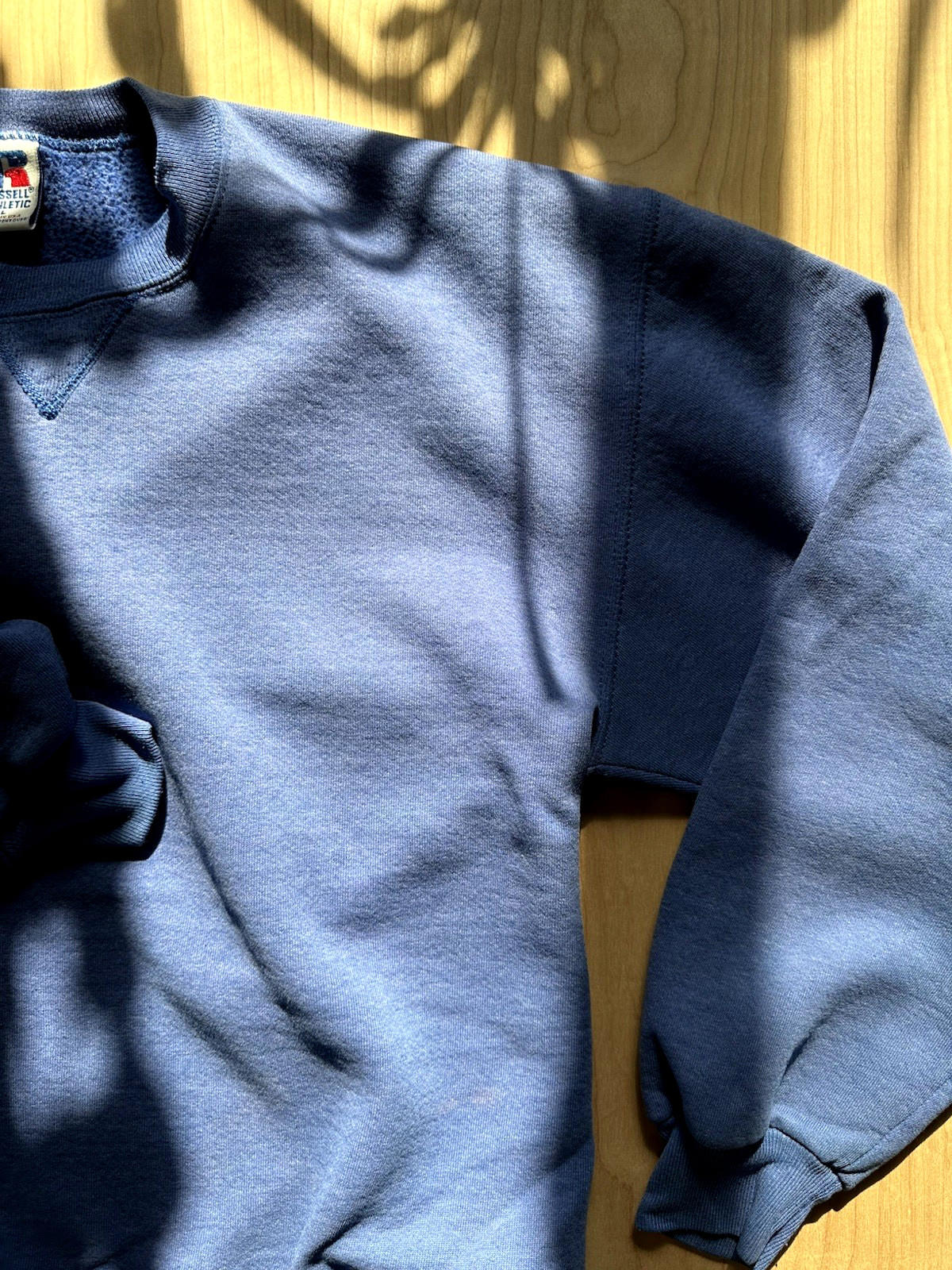 vintage 1980'S RUSSELL athletic made in USA blue SWEATSHIRT