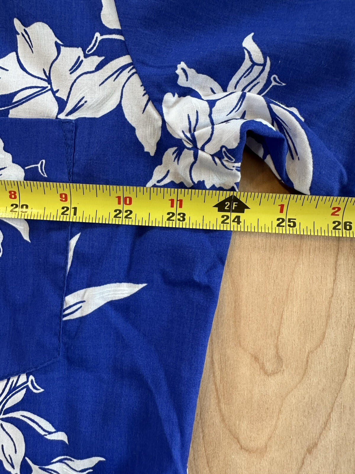 vintage 60's AIKANE HAWAIIN SHIRT Large UNWORN unwashed SUPER CRISP blue