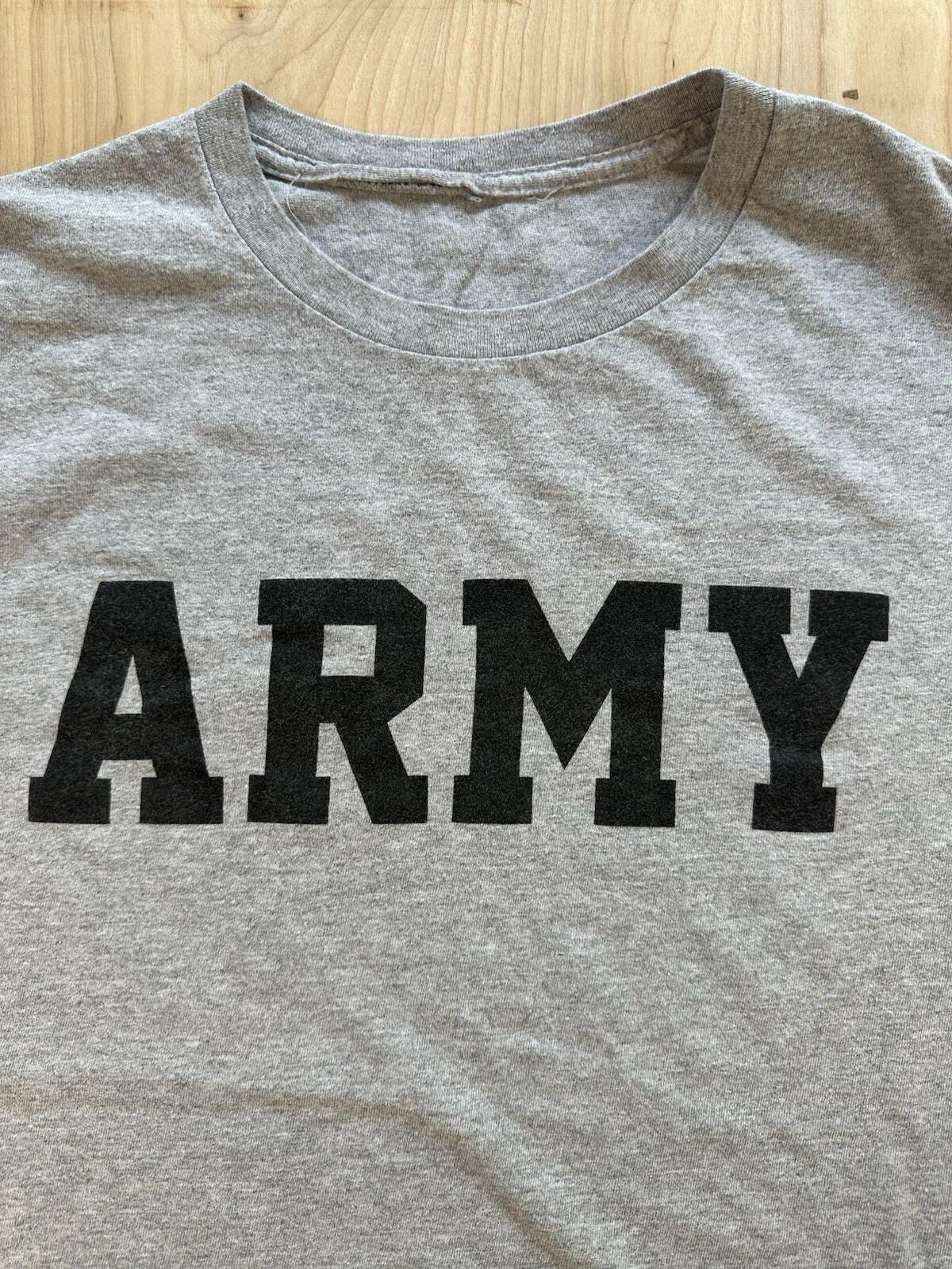 vintage ARMY T SHIRT size XTRA LARGE gray CLASSIC