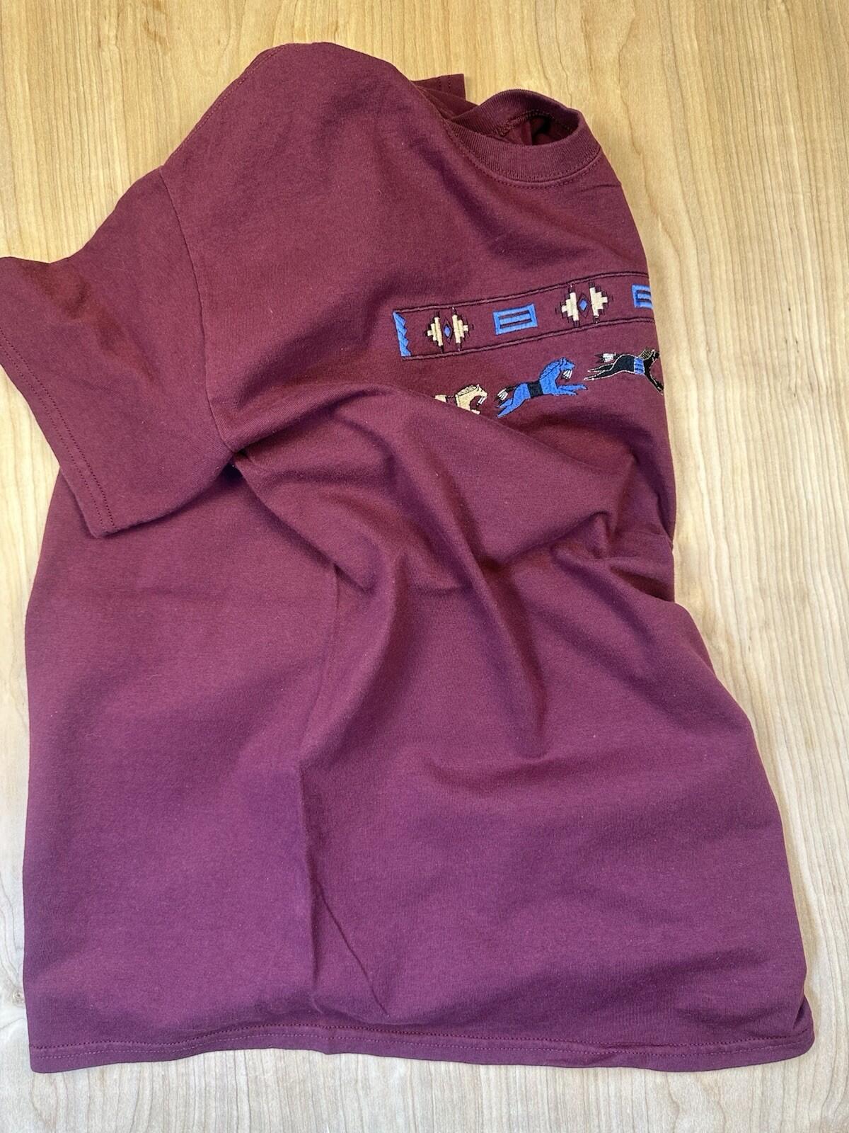 vintage 90's HORSES SOUTH WESTERN embroidered T SHIRT maroon MEDIUM indian AZTEC