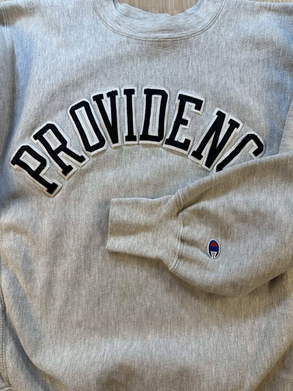 vintage 90's CHAMPION reverse weave SWEATSHIRT gray PROVIDENCE R.I. preppy LARGE