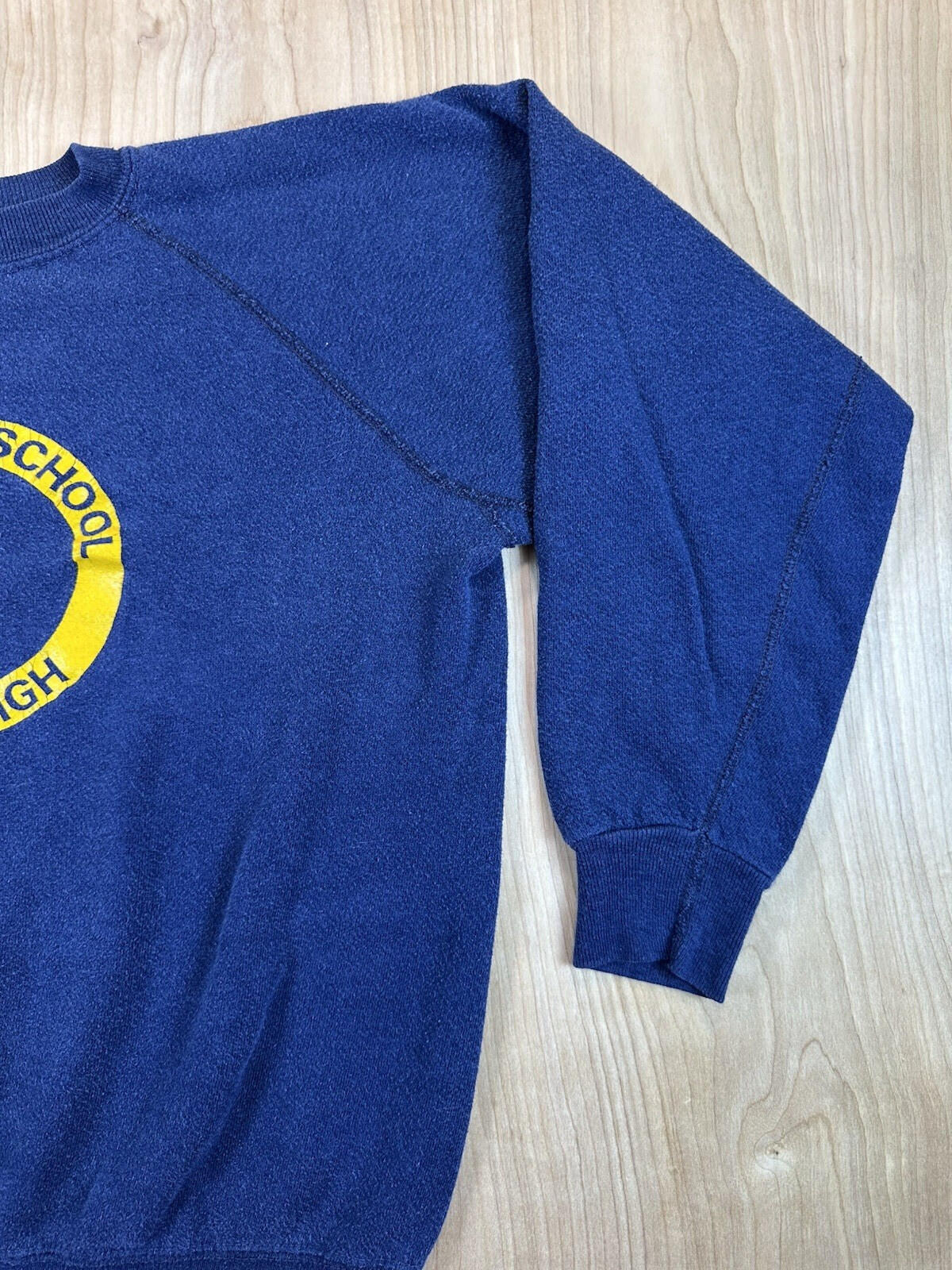 vintage 80's MAC AFEE SCHOOL sweatshirt GIRAFFE raglan BLUE small SOFT WORN wow