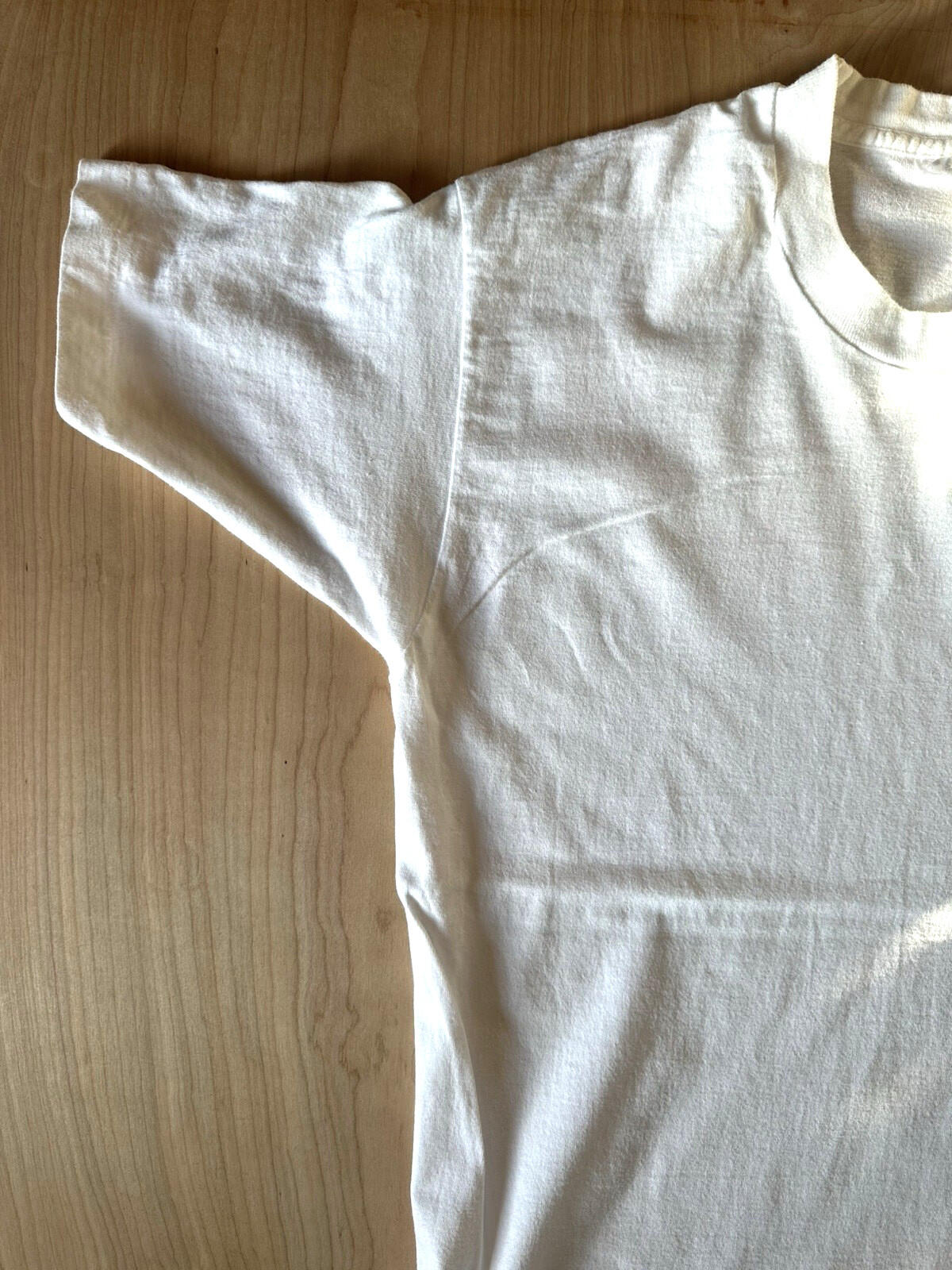 vintage 80's CAPTAIN MORGAN t shirt FRUIT OF THE LOOM single stitch LARGE white