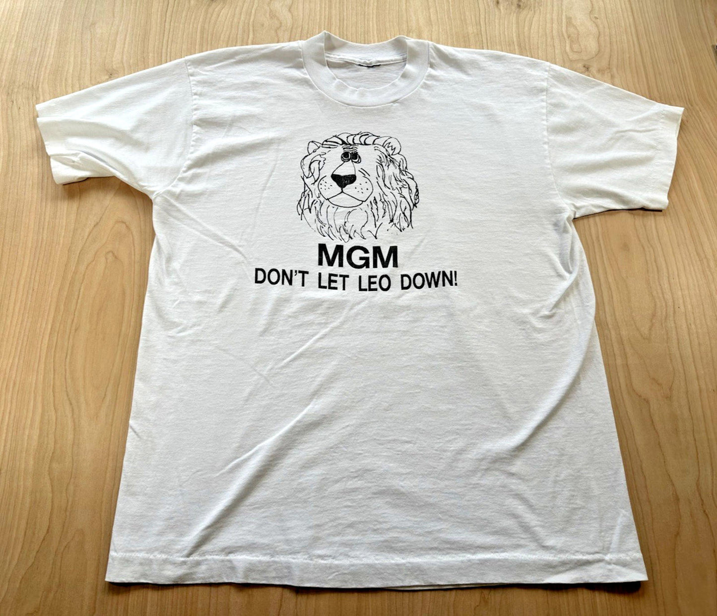 vintage 80's MGM dont let leo down T SHIRT single stitch LION L/XL white cartoon