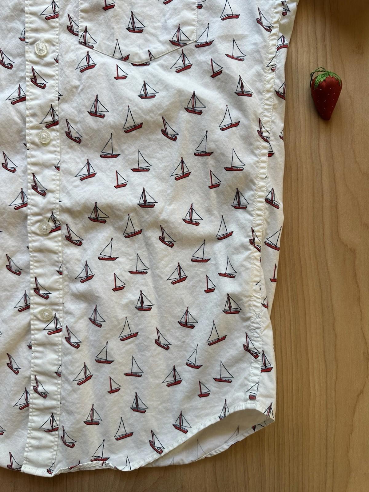 J CREW OXFORD sailboat print BUTTON UP off white XTRA small PREPPY