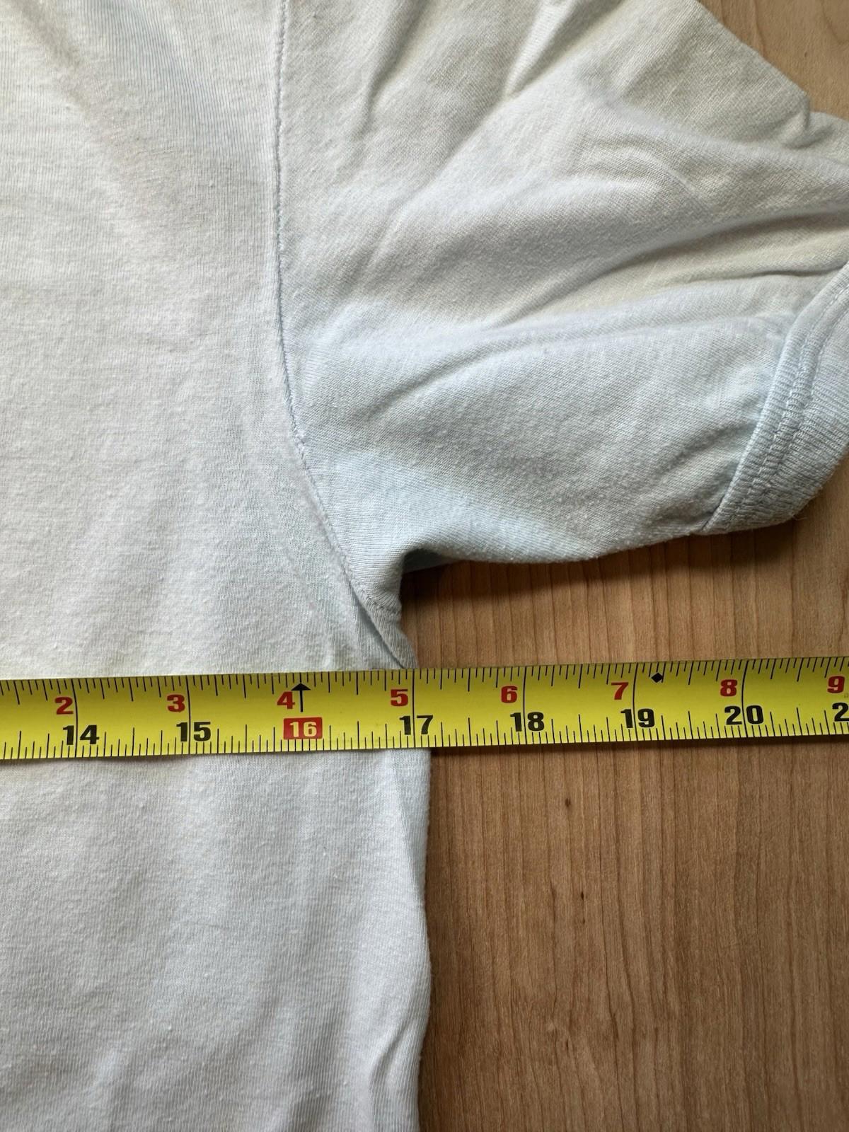 sun faded 1980'S VENEZUELA CARACAS tourist tshirt small vintage indie TRICOSA