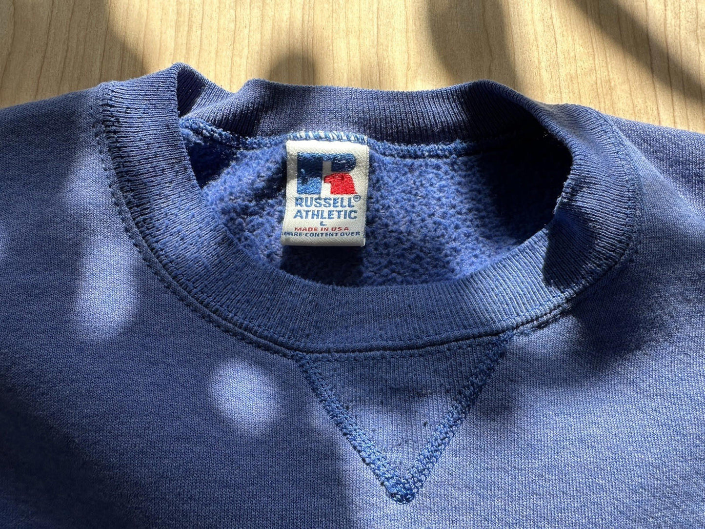 vintage 1980'S RUSSELL athletic made in USA blue SWEATSHIRT