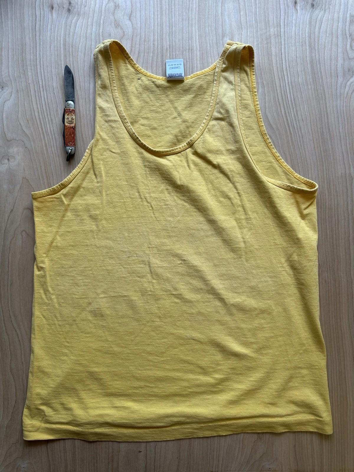 vintage 80's YELLOW TANK TOP cotton MEDIUM munsing wear SKATE indie NEW WAVE