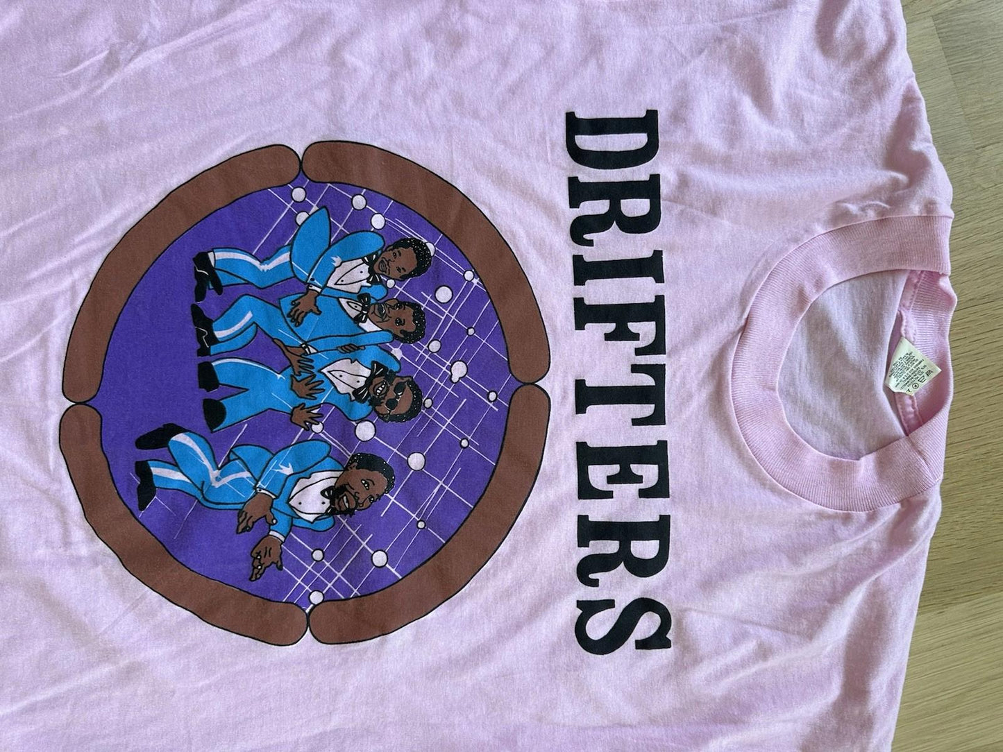 vintage 80's DRIFTERS tour shirt DEADSTOCK pink SCREEN STARS cartoon XL