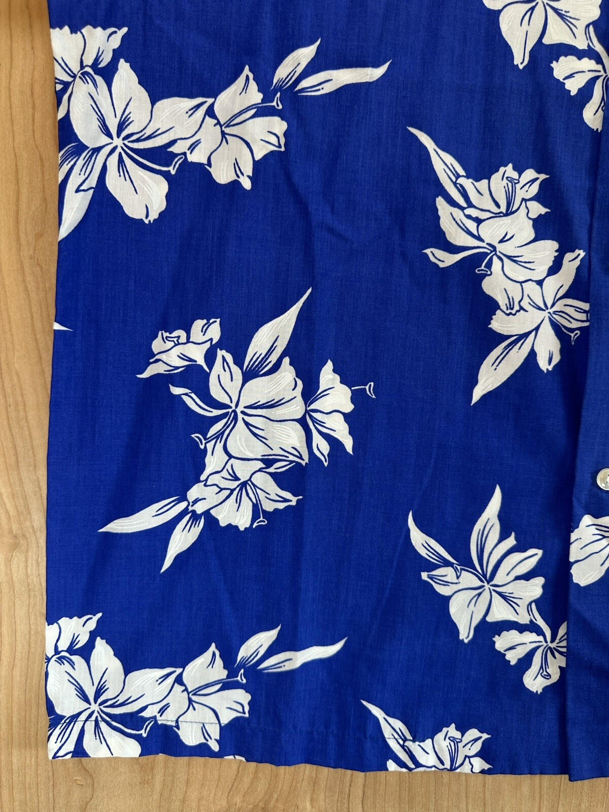 vintage 60's AIKANE HAWAIIN SHIRT Large UNWORN unwashed SUPER CRISP blue