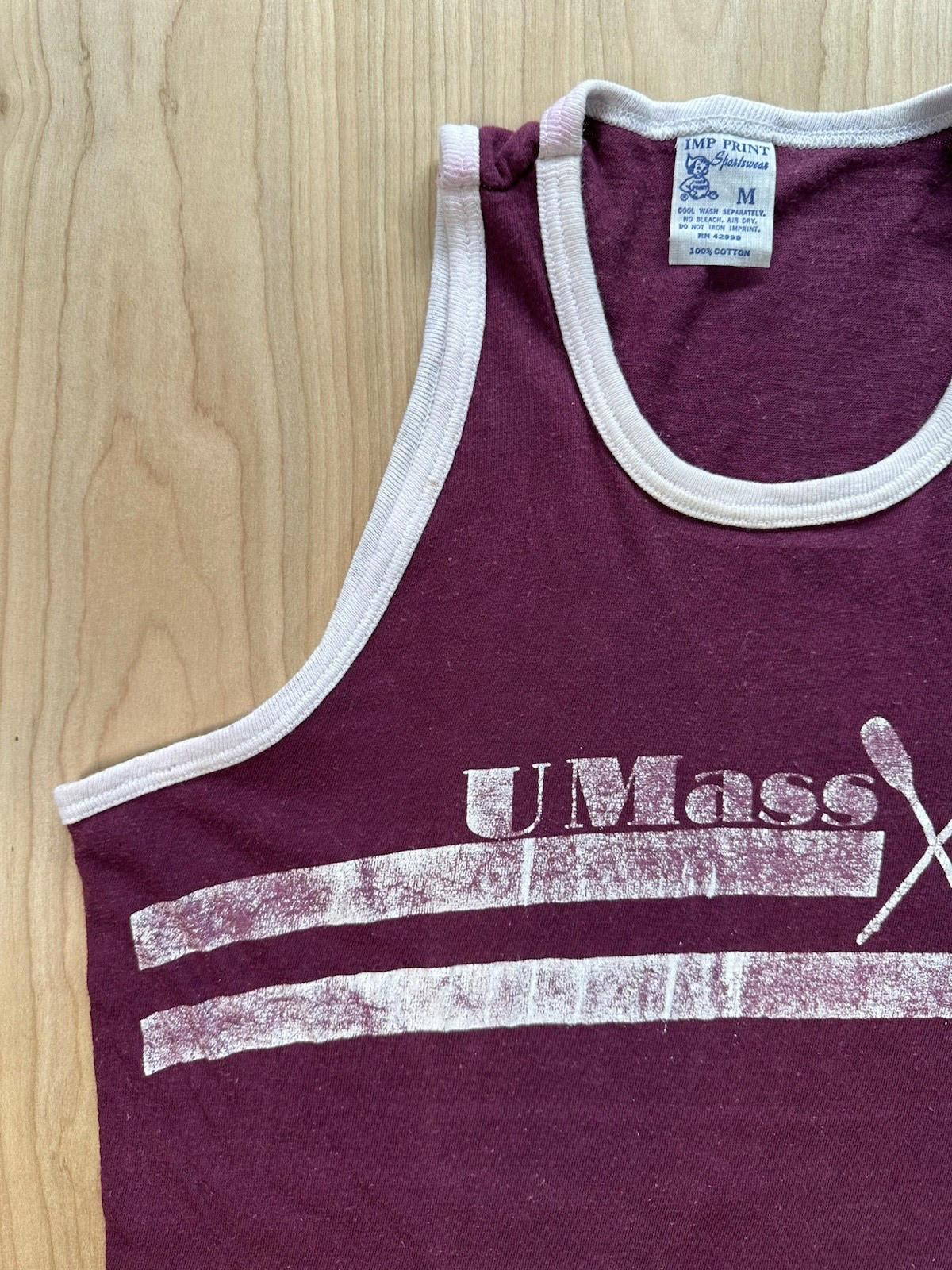vintage 1970's U MASS WOMEN'S CREW tank top MAROON ringer MEDIUM worn imp print