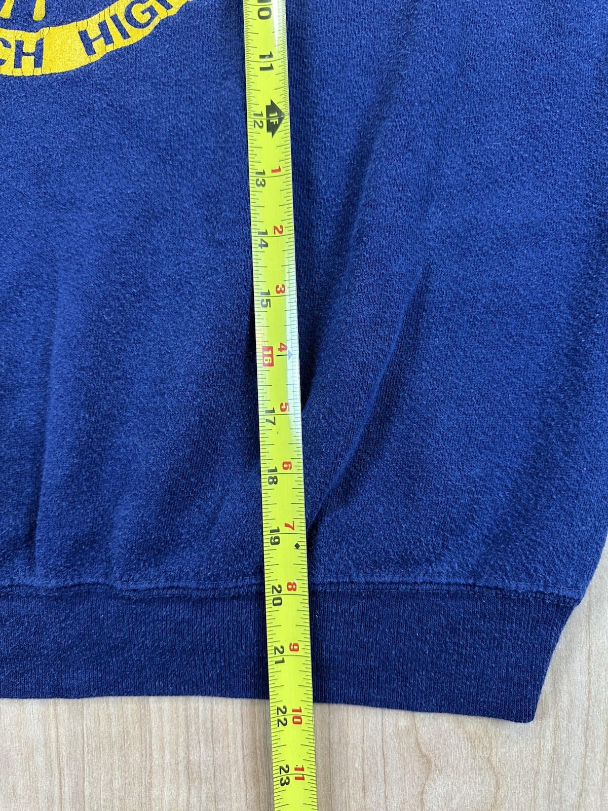 vintage 80's MAC AFEE SCHOOL sweatshirt GIRAFFE raglan BLUE small SOFT WORN wow