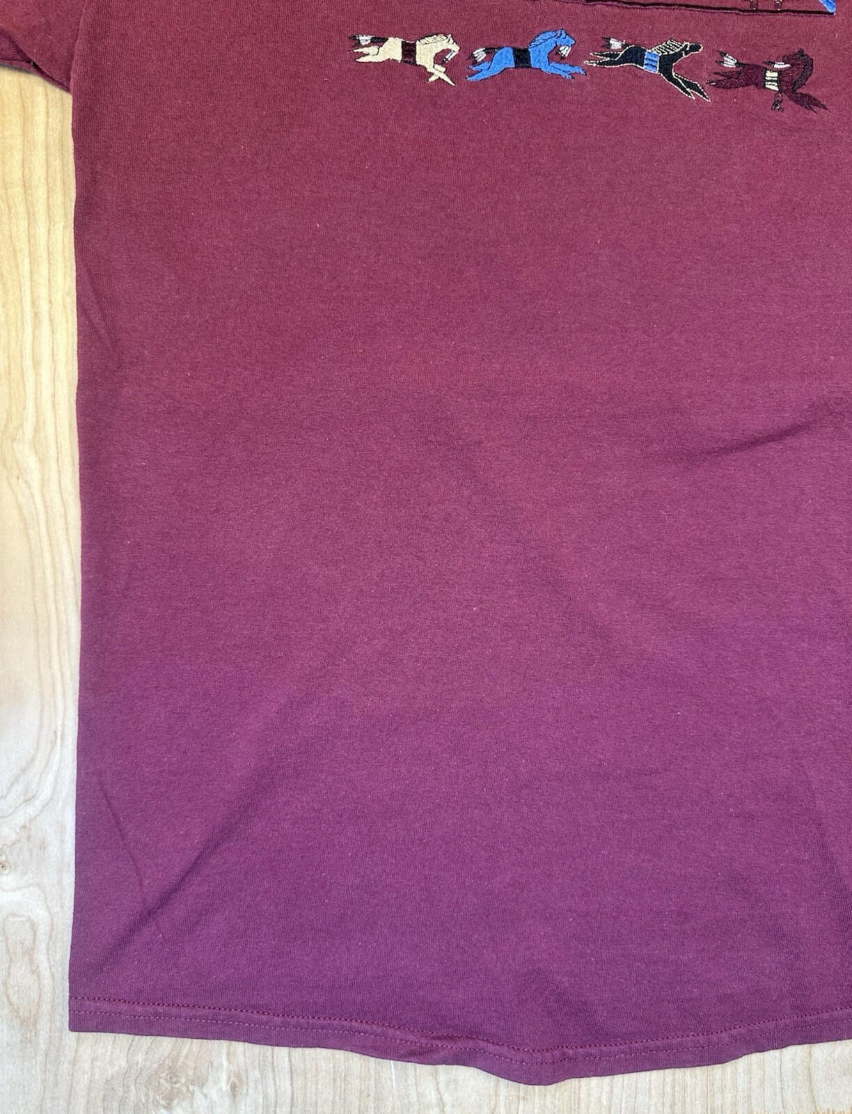vintage 90's HORSES SOUTH WESTERN embroidered T SHIRT maroon MEDIUM indian AZTEC
