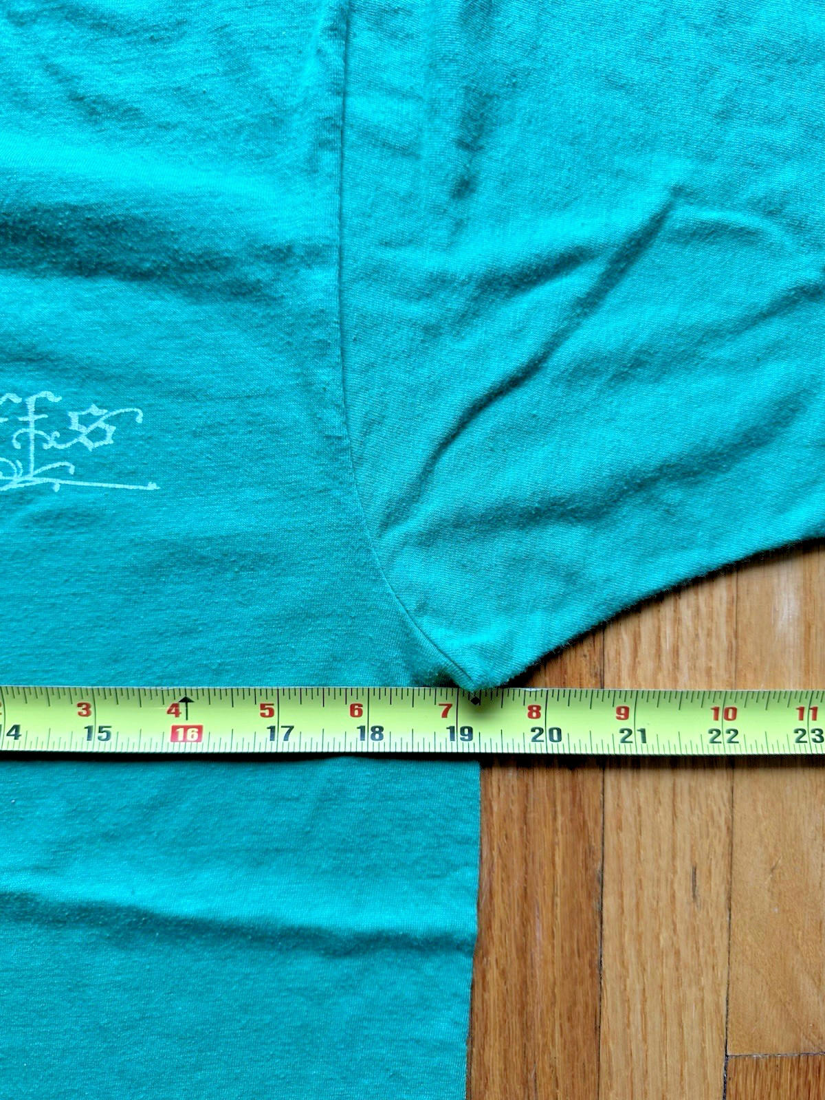 vintage SCREEN STARS 81-83 green LARGE the bluffs cool lettering logo