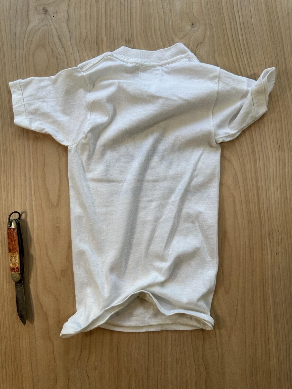 vintage 1970's kid size single stitch T SHIRT youth indie