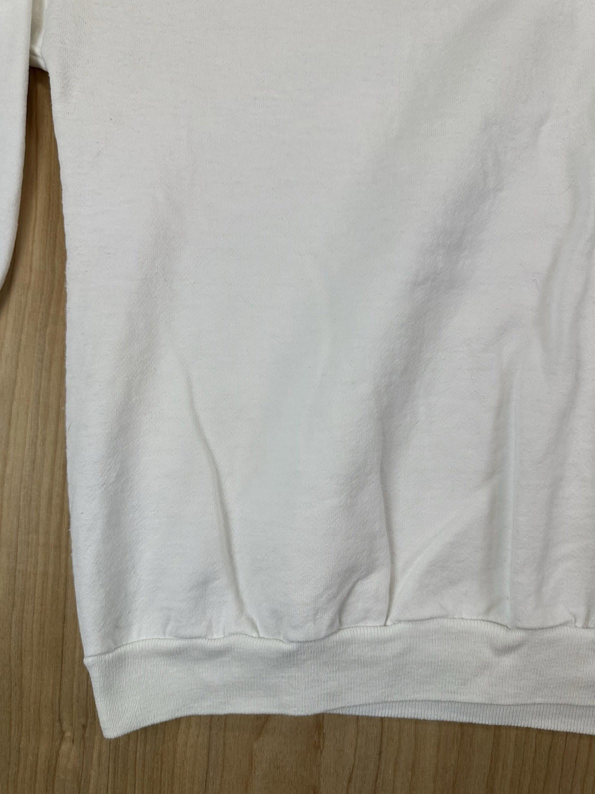 vintage 80's AVON sweatshirt MEDIUM white WOMANS prep PUNKY normcore