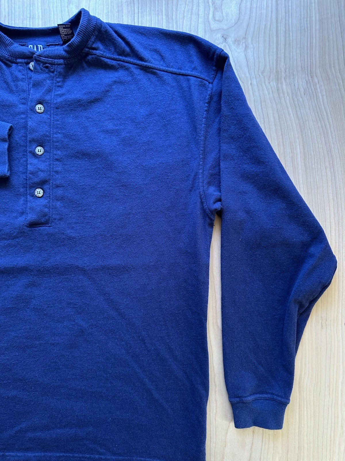vintage 90's GAP blue HENLEY all cotton LONG SLEEVE size small RIBBED COLLAR