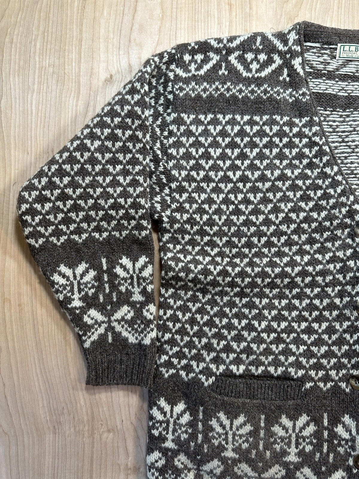 vintage 90's LL BEAN wool SWEATER cardigan MEDIUM made in USA beautiful!