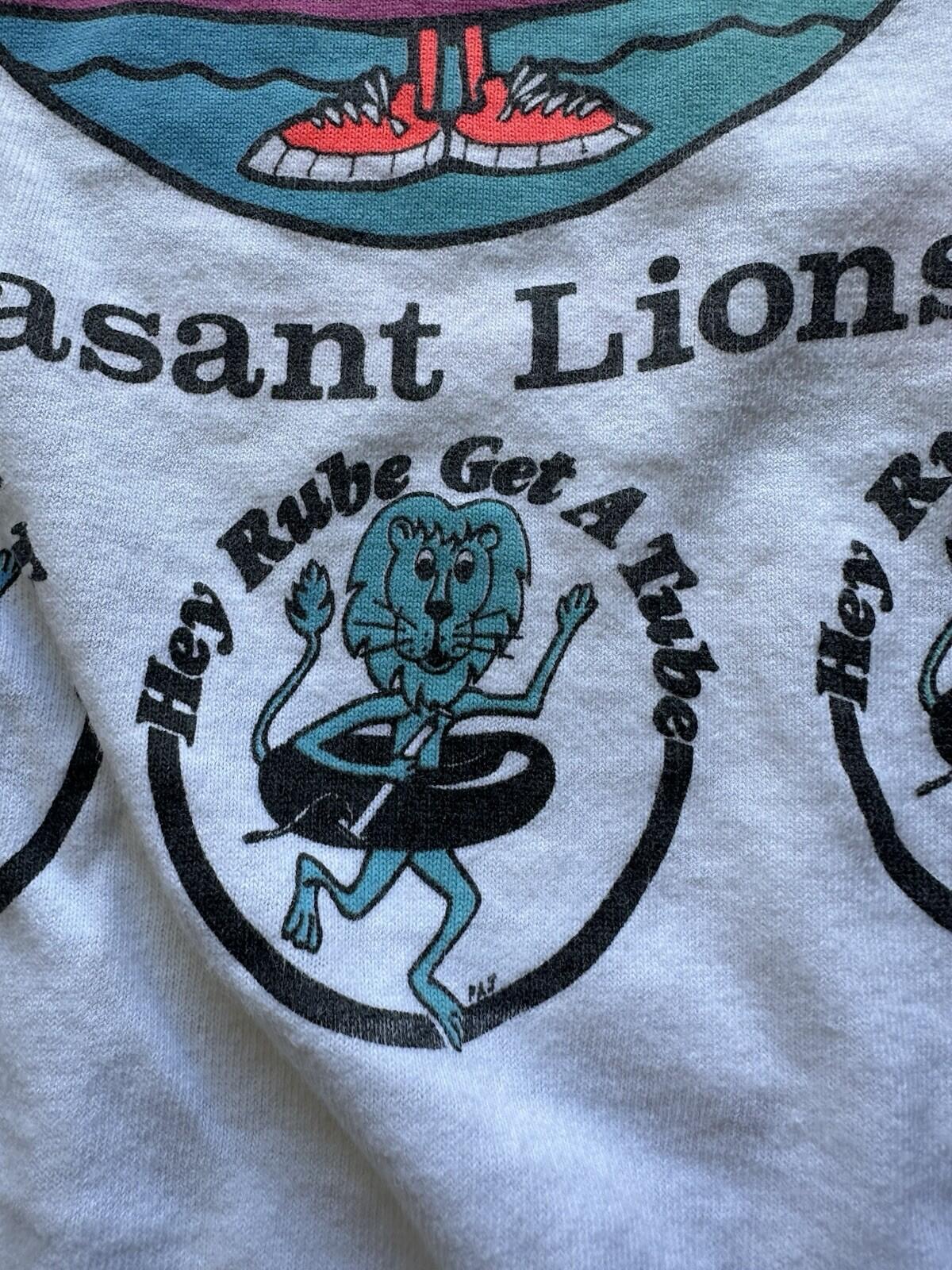1992 tubing NEON LOBSTER beach lions club SURF SHOP vintage T SHIRT nj RAD skate