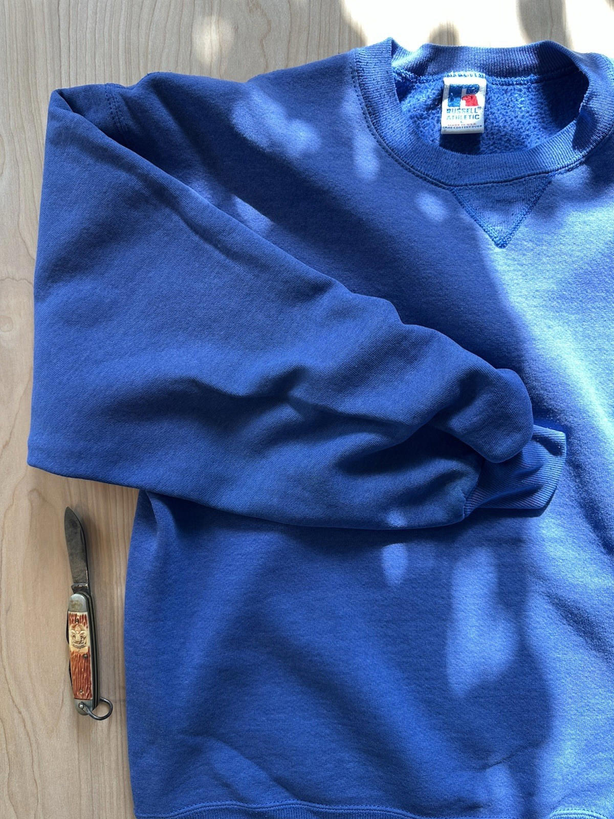 vintage 1980'S RUSSELL athletic made in USA blue SWEATSHIRT