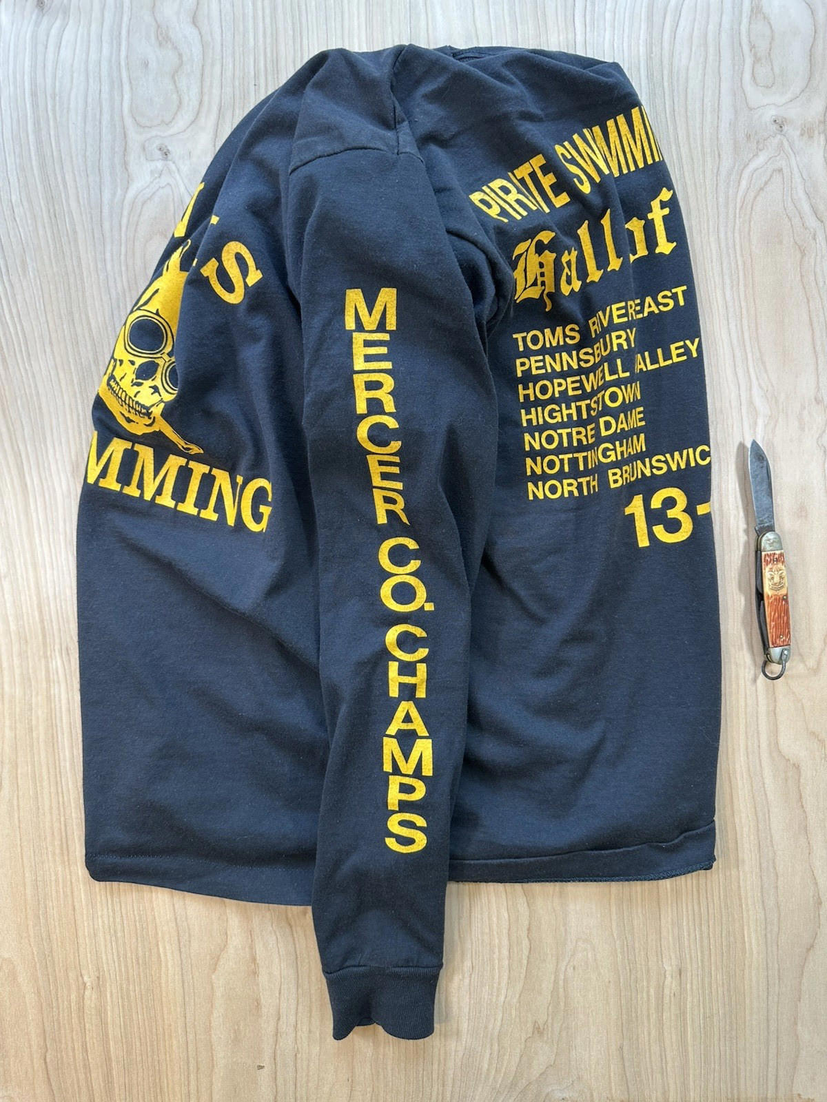 1988 black long sleeve SCREEN STARS swimming champs SKULL NJ size L high school