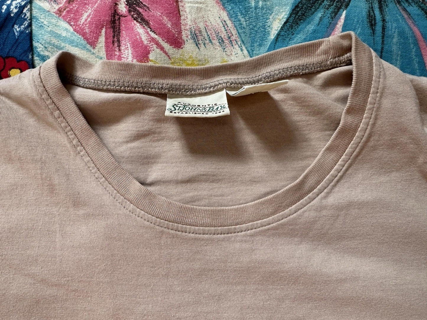 vintage 90's ST JOHNS BAY kakhi T SHIRT BLANK medium SLIGHT FADE soft WORN gorp