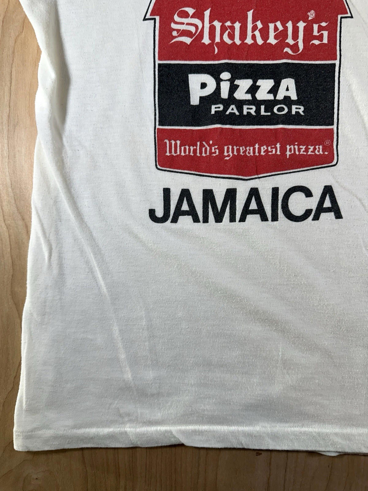 vintage 1970's SHAKEY'S PIZZA JAMAICA t shirt SUN ISLAND single stitch AMAZING