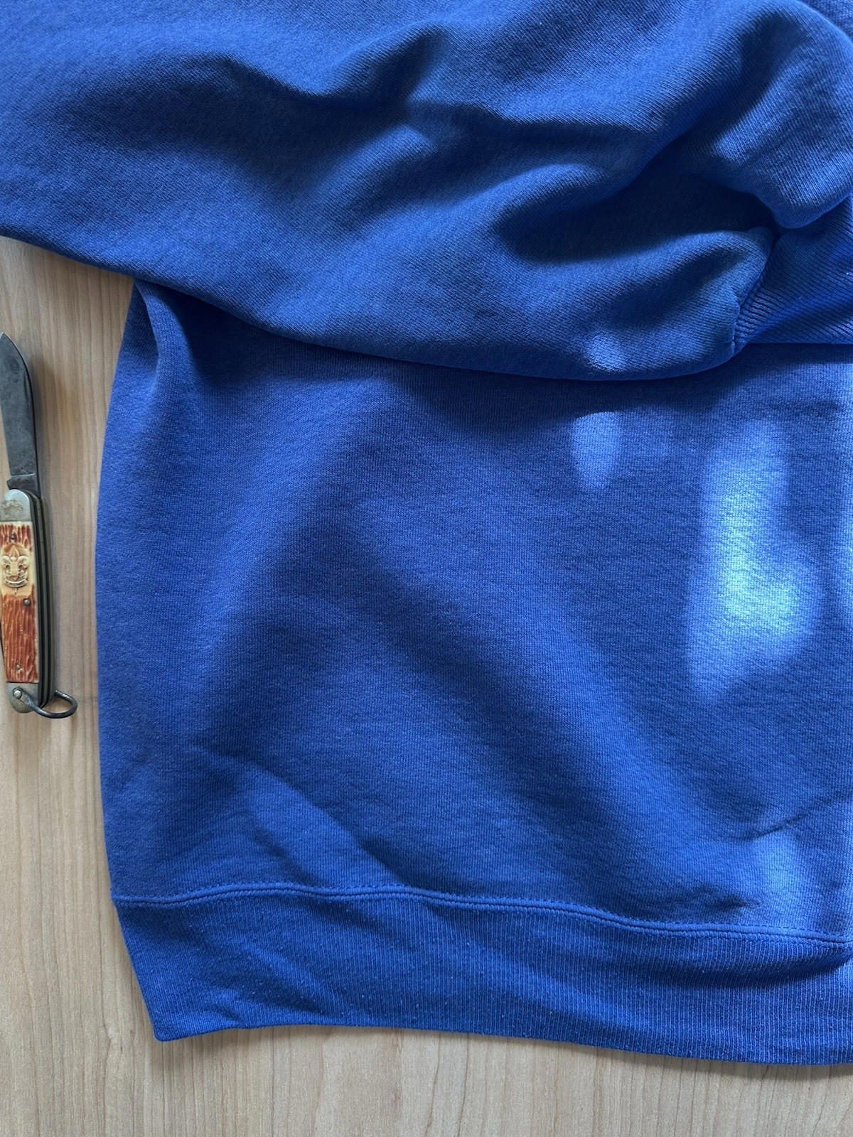 vintage 1980'S RUSSELL athletic made in USA blue SWEATSHIRT