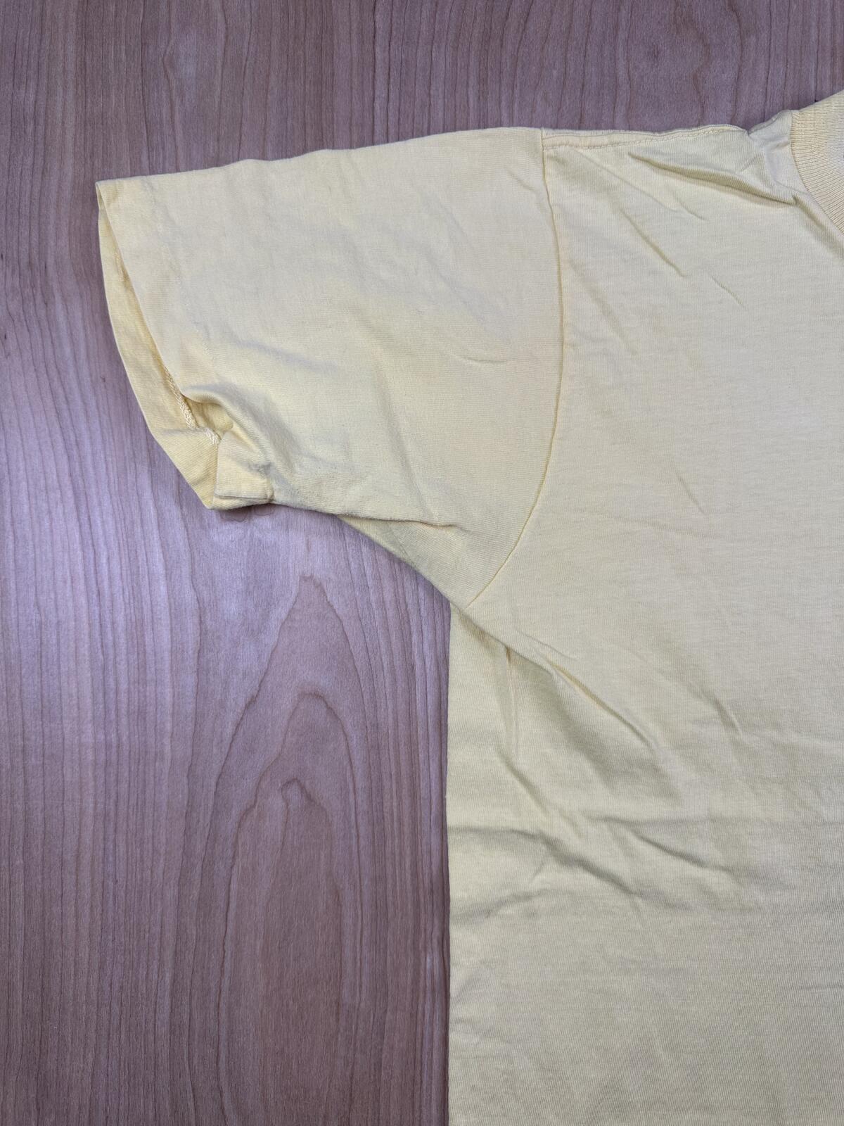 Vintage 70s Jcpenney Towncraft Single Stitch pocket tshirt large yellow cotton