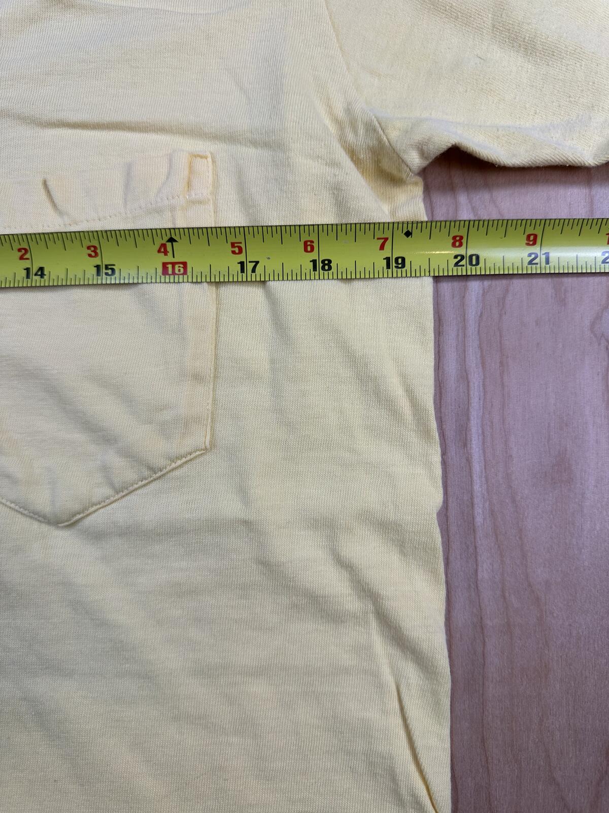 Vintage 70s Jcpenney Towncraft Single Stitch pocket tshirt large yellow cotton