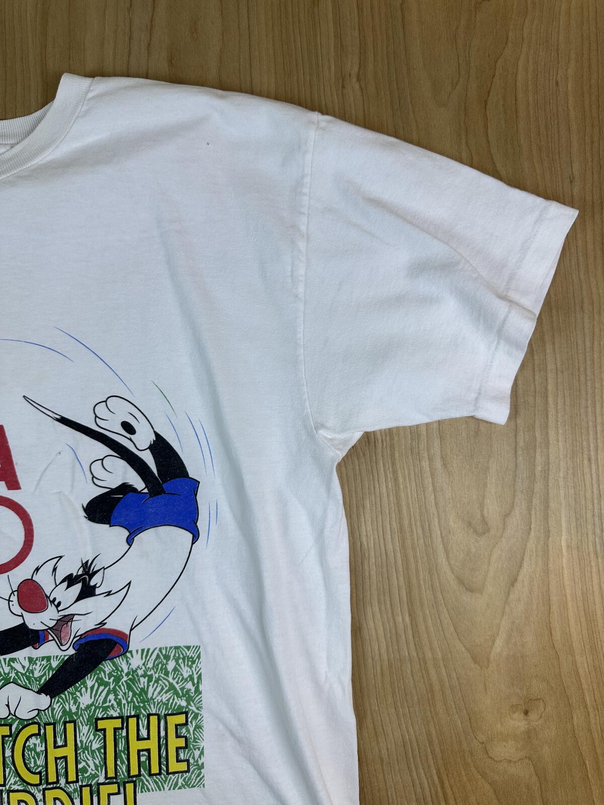 Vintage 90s Watch the Birdie Olympic tshirt Single Stitch Tweety badminton usa