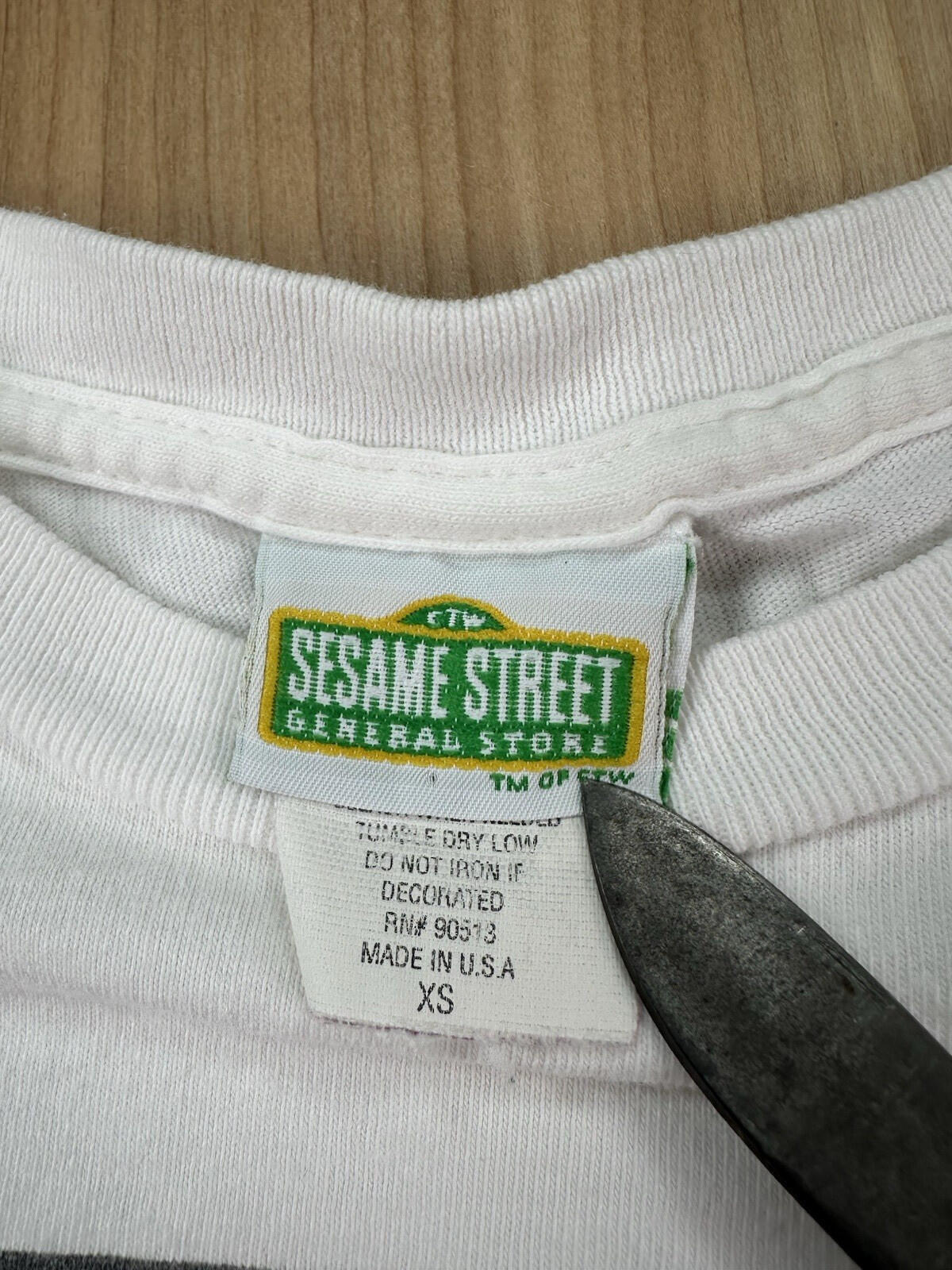 vintage 90's BURT and ERNIE sesame street T SHIRT white SIZE XS cotton US MADE