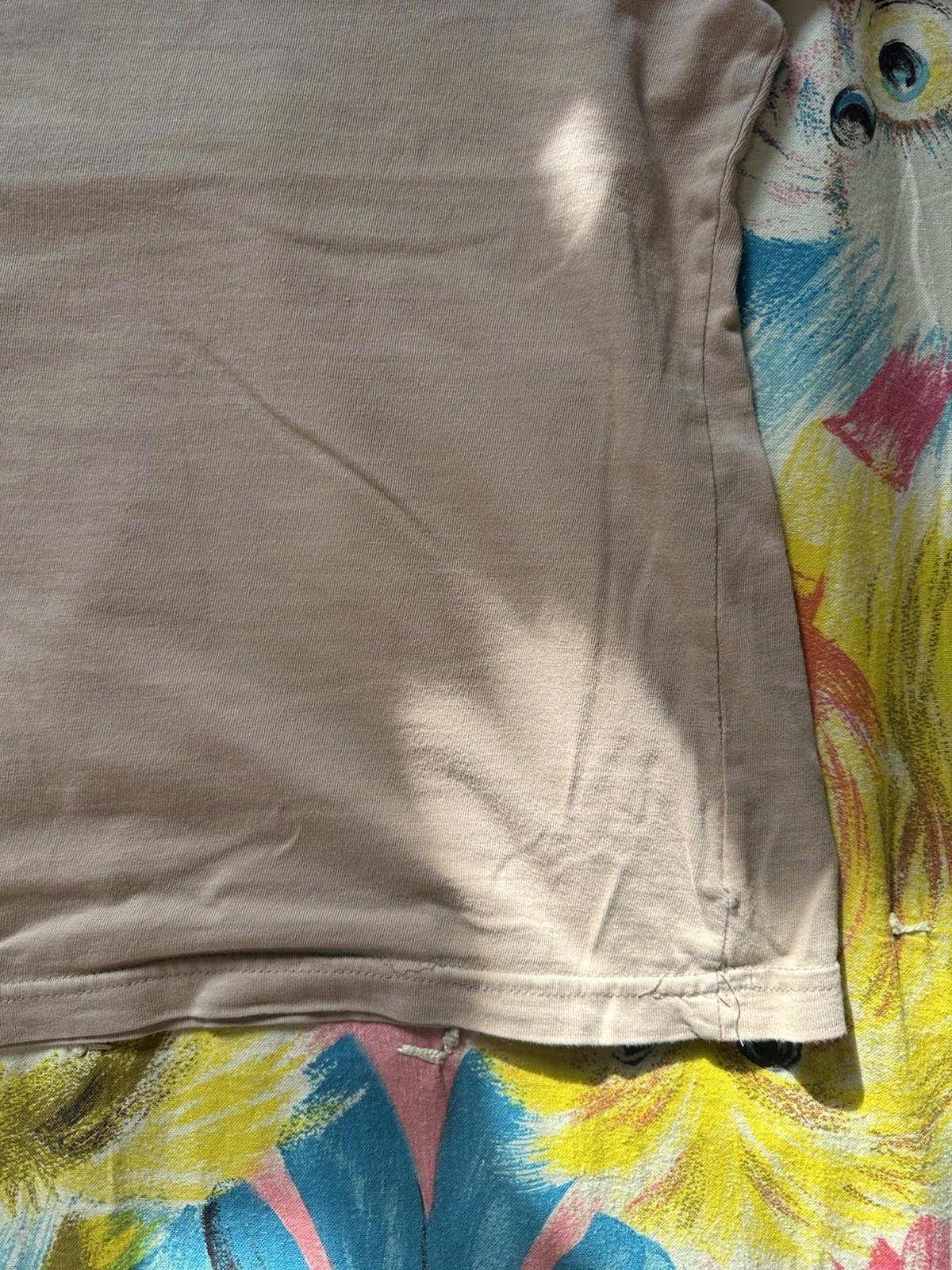 vintage 90's ST JOHNS BAY kakhi T SHIRT BLANK medium SLIGHT FADE soft WORN gorp