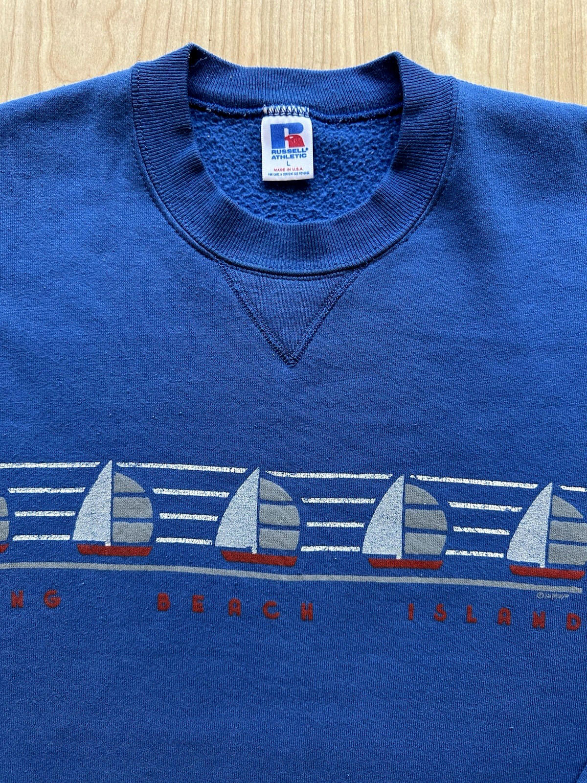 vintage 80's LONG BEACH ISLAND sweatshirt RUSSELL ATHLETIC usa made LARGE blue