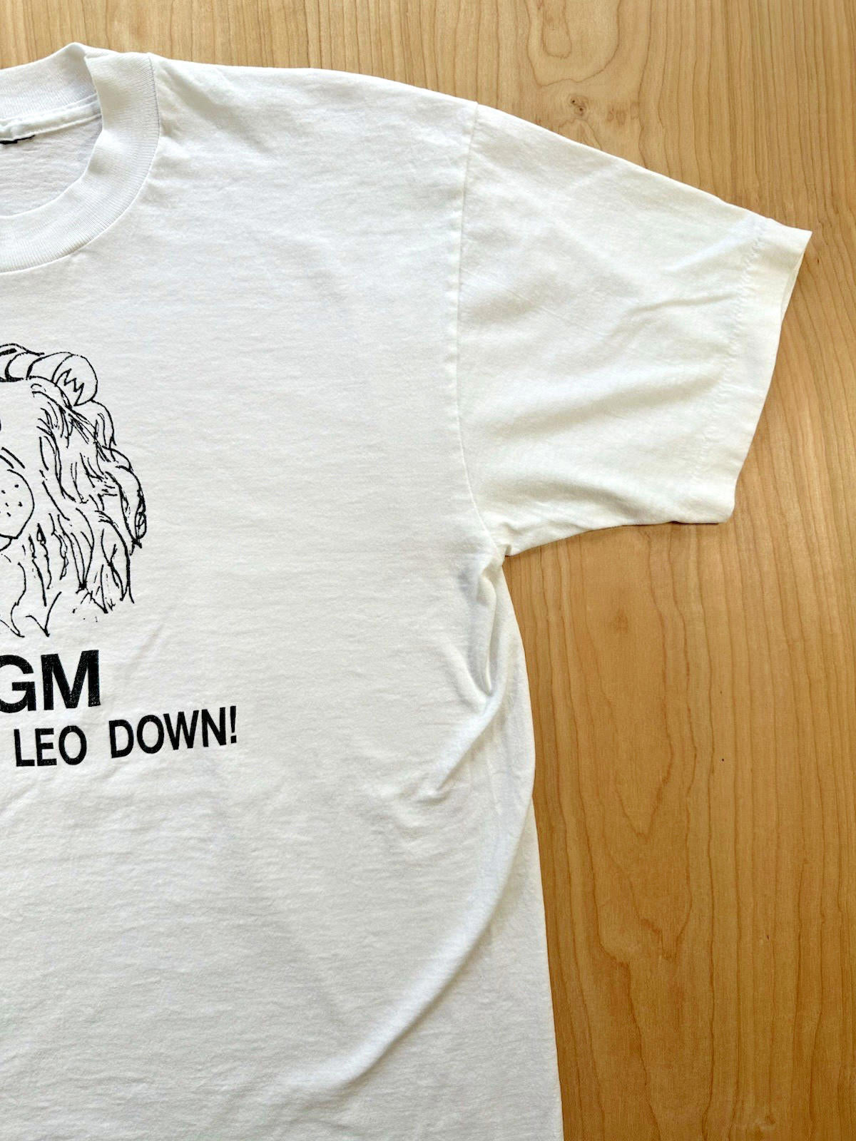vintage 80's MGM dont let leo down T SHIRT single stitch LION L/XL white cartoon