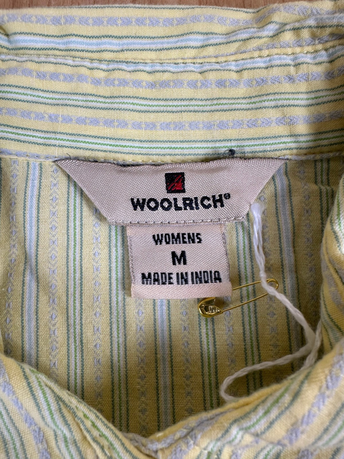 Vintage 90s Woolrich short sleeve button up shirt medium 100% cotton made india