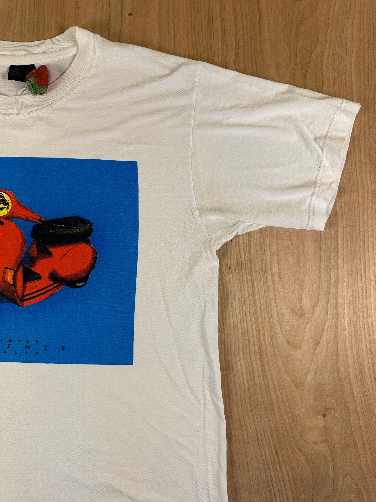Vintage 80s Firenze Itallia tshirt medium scooter vespa italy pop art