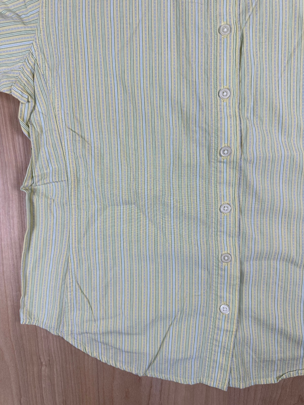 Vintage 90s Woolrich short sleeve button up shirt medium 100% cotton made india