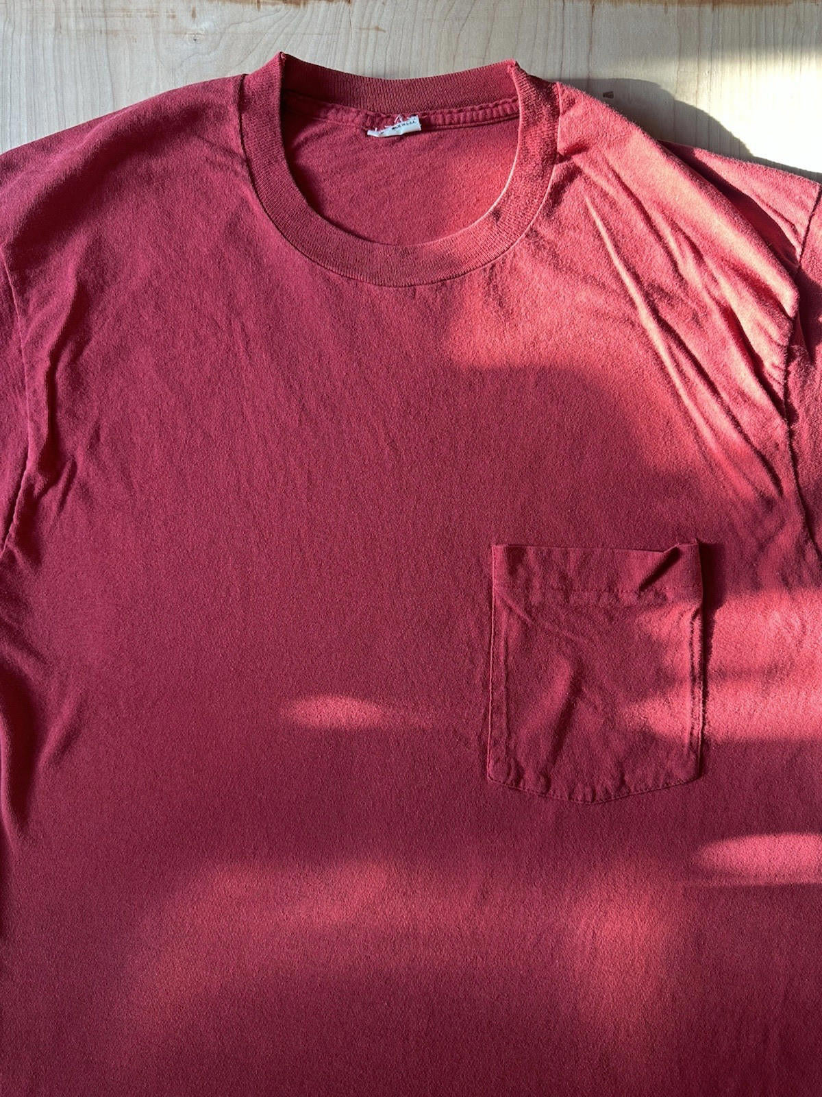 vintage 1980's FRUIT OF THE LOOM blank POCKET T SHIRT fire engine red LARGE