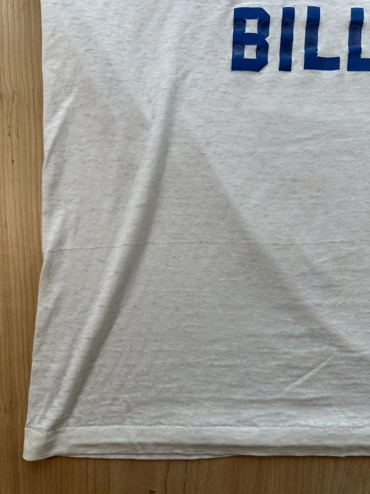 vintage 1970 USA faded PRINT and IRON ON thin FRUIT OF THE LOOM worn shredded Sm