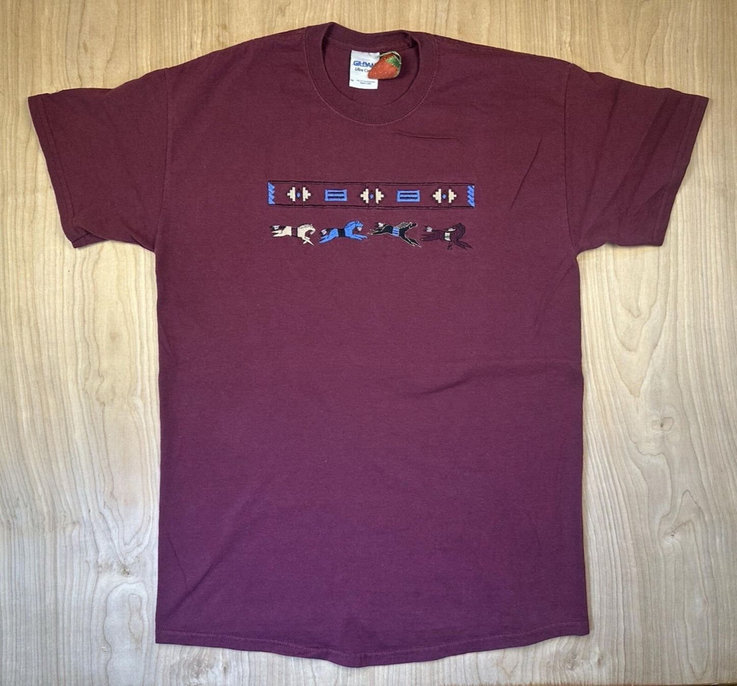 vintage 90's HORSES SOUTH WESTERN embroidered T SHIRT maroon MEDIUM indian AZTEC