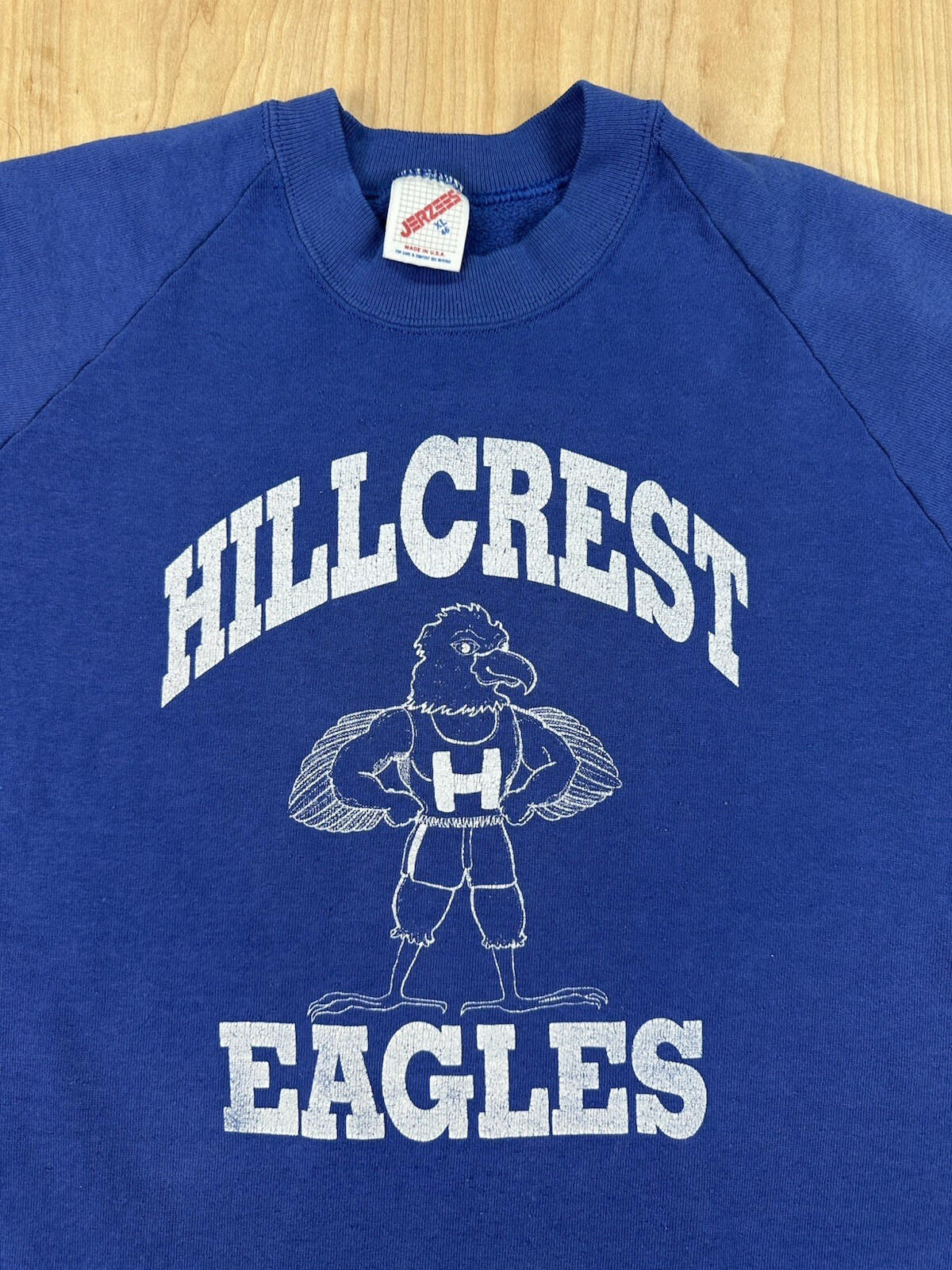 vintage 80's JERZEES hillcrest EAGLES blue RAGLAN SWEATSHIRT xtra large WEAR