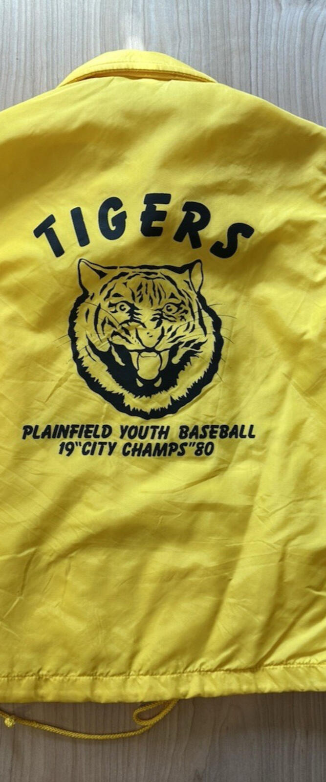 vintage 80's WINDBREAKER yellow TIGERS 1980 city champs SMALL skate PUNK indie