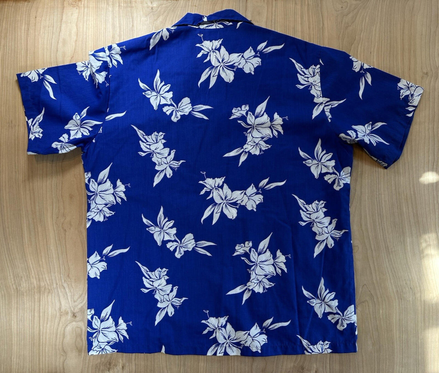 vintage 60's AIKANE HAWAIIN SHIRT Large UNWORN unwashed SUPER CRISP blue