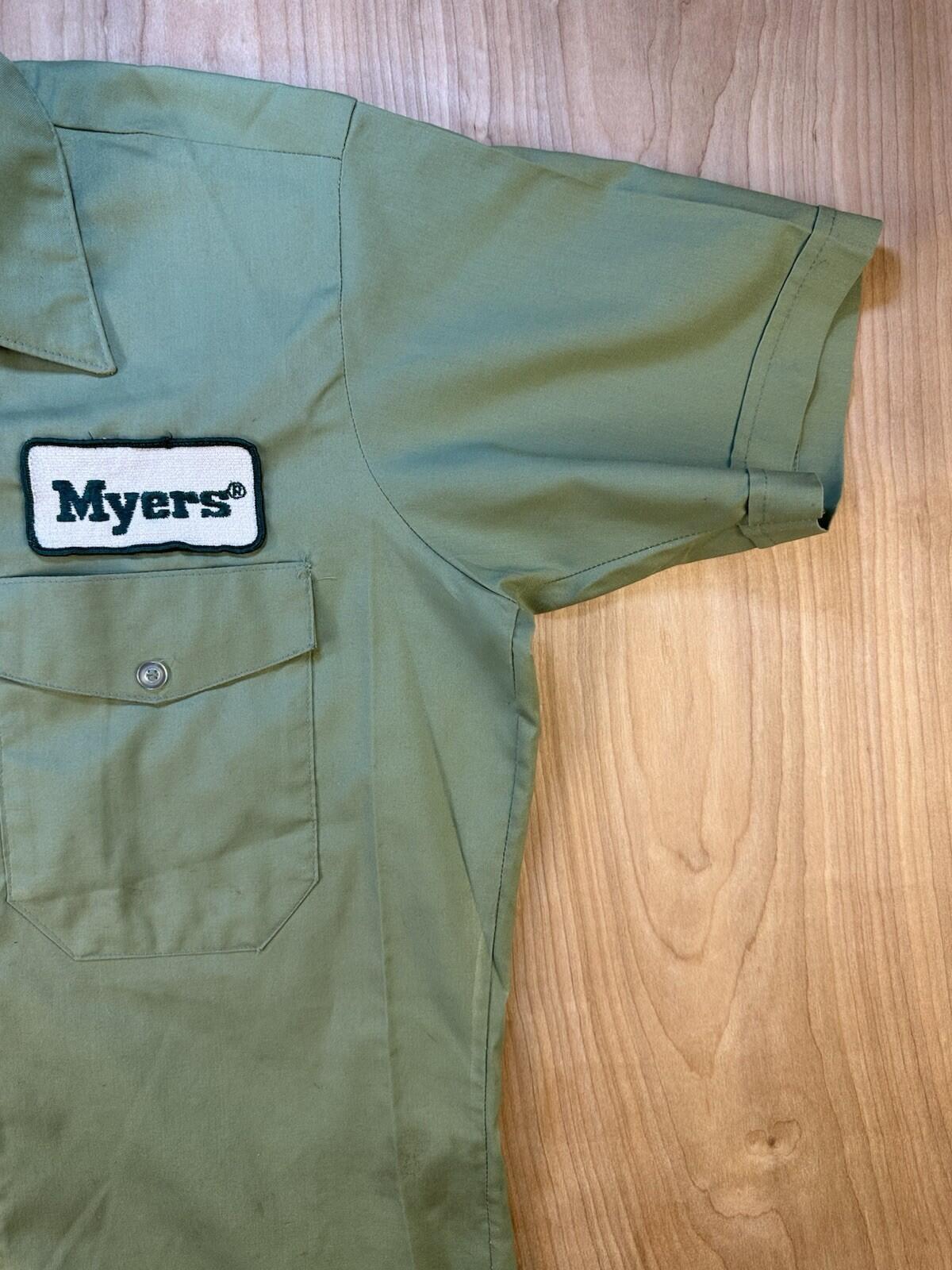 vintage 60's CHAIN STITCH large patch UNITOGG work shirt MEDIUM green USA made
