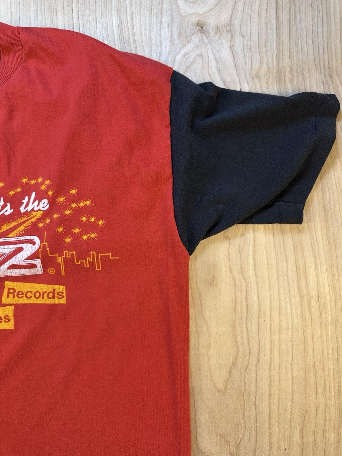 vintage 80's nobody beats THE WIZ t shirt RED SHIRT BLACK SLEEVES rare XL